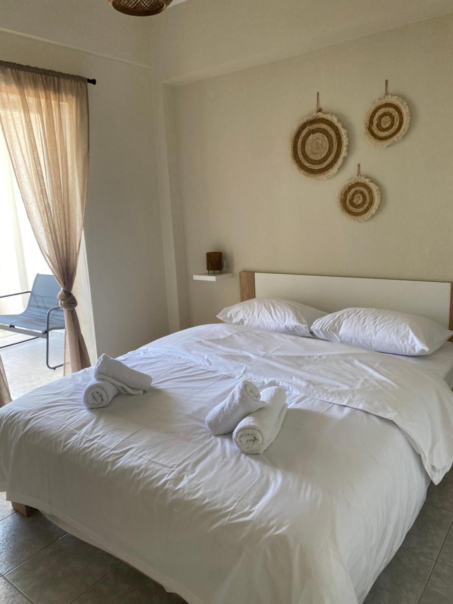 Sun & Sea Nea Iraklia Exterior foto